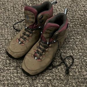 Vasque hiking boot